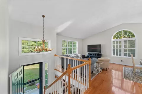 Entry Way - 2 Reynolds Rd, Glocester, RI 02814 photo 1 of 4