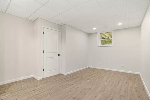 19 Cows Path, Middletown, RI 02842 photo 24