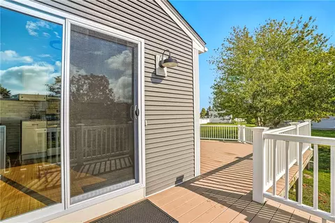 19 Cows Path, Middletown, RI 02842 photo 37