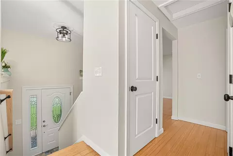 19 Cows Path, Middletown, RI 02842 photo 12