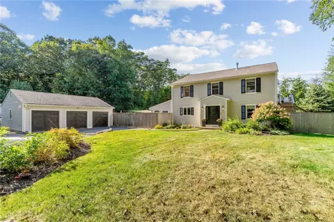 1121 Tillinghast Rd, East Greenwich, RI 02818