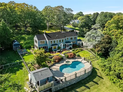 140 Aldrich Ave, Warwick, RI 02889