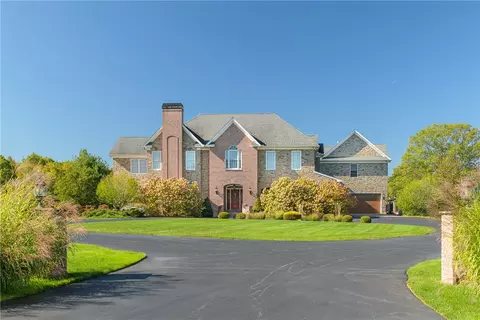 3070 Diamond Hill Rd, Cumberland, RI 02864