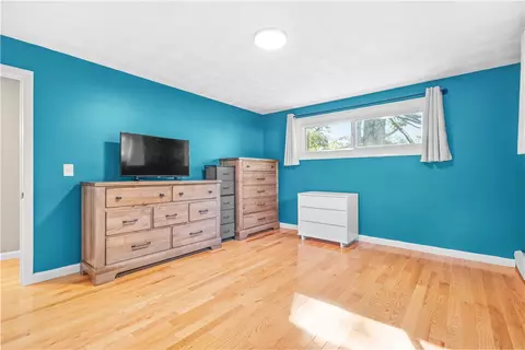 Bedroom - 7 Circle Dr, Coventry, RI 02816 photo 1 of 4