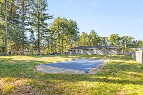 Exterior - 7 Circle Dr, Coventry, RI 02816 photo 3 of 3