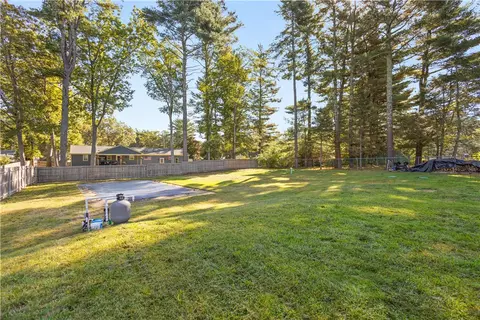 Exterior - 7 Circle Dr, Coventry, RI 02816 photo 2 of 3