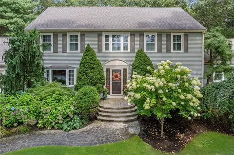 8 Princess Pine Rd, Lincoln, RI 02865