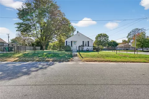 Other - 150 Bartlett Dr, Warwick, RI 02886 photo 2 of 4