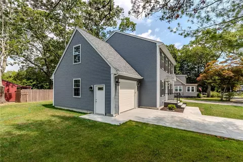 Exterior - 325 Inez Ave, Warwick, RI 02886 photo 5 of 7