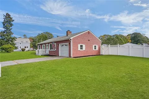 Exterior - 9 Buffalo Ave, Warren, RI 02885 photo 3 of 7