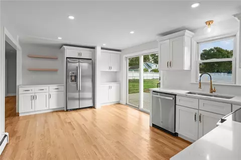 Kitchen - 9 Buffalo Ave, Warren, RI 02885 photo 3 of 3
