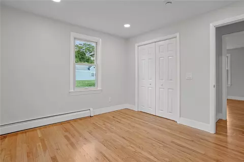 Bedroom - 9 Buffalo Ave, Warren, RI 02885 photo 3 of 8