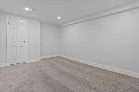 Bedroom - 9 Buffalo Ave, Warren, RI 02885 photo 8 of 8
