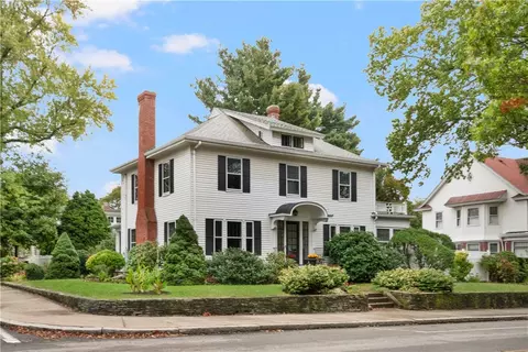 640 East Ave, Pawtucket, RI 02860