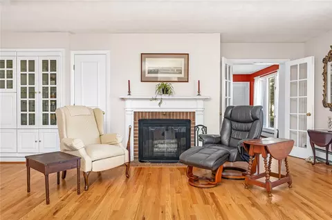 Living - 18 Timothy Dr, Westerly, RI 02891 photo 2 of 4