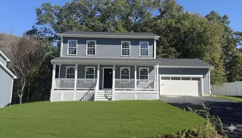 378 Gauthier Dr, Woonsocket, RI 02895