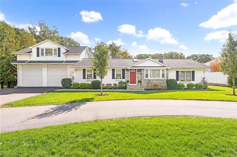 105 Camp Ave, North Kingstown, RI 02852