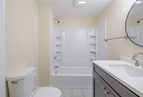 Bath - 53 Griswold St, Glocester, RI 02814 photo 2 of 3
