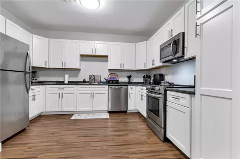 39 Webster St #204, Pawtucket, RI 02860