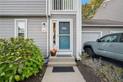 161 W Shore Rd #B5, Warwick, RI 02889