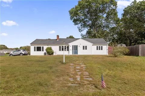 151 Wetherfield Dr, Warwick, RI 02886 photo 1