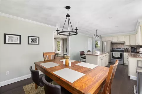 Dining - 8 Jackson St, Warwick, RI 02888 photo 3 of 4