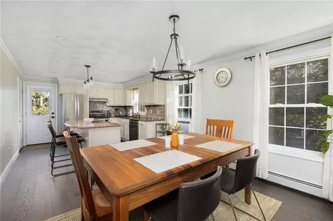 Dining - 8 Jackson St, Warwick, RI 02888 photo 2 of 4