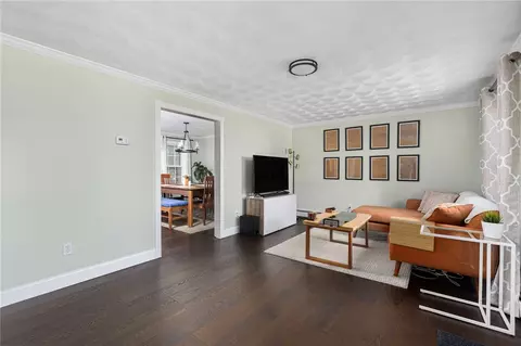 Living - 8 Jackson St, Warwick, RI 02888 photo 1 of 2