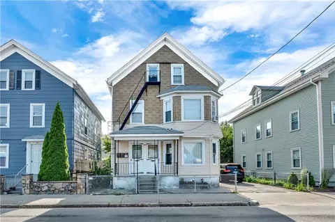 584 Lonsdale Ave, Central Falls, RI 02863