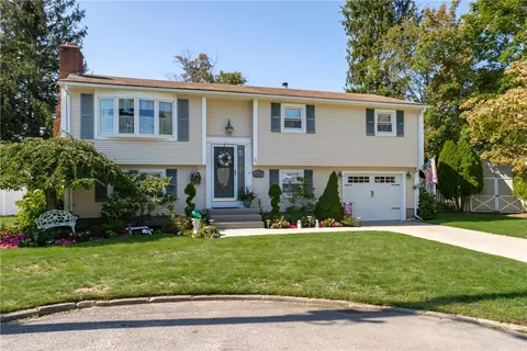 33 Judy Ter, West Warwick, RI 02893