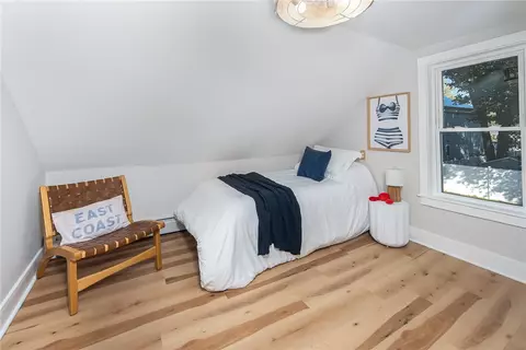 Bedroom - 126 Uncas St, Warwick, RI 02889 photo 4 of 4