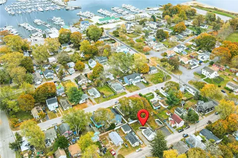View/Area - 126 Uncas St, Warwick, RI 02889 photo 1 of 3