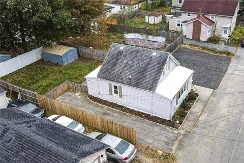 View/Area - 126 Uncas St, Warwick, RI 02889 photo 2 of 3