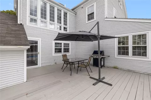 Exterior - 66 Dory Rd, Warwick, RI 02886 photo 5 of 10