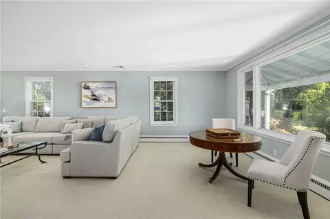 Living - 66 Dory Rd, Warwick, RI 02886 photo 4 of 4