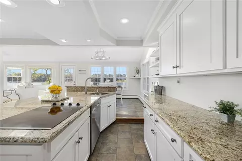 Kitchen - 66 Dory Rd, Warwick, RI 02886 photo 3 of 5