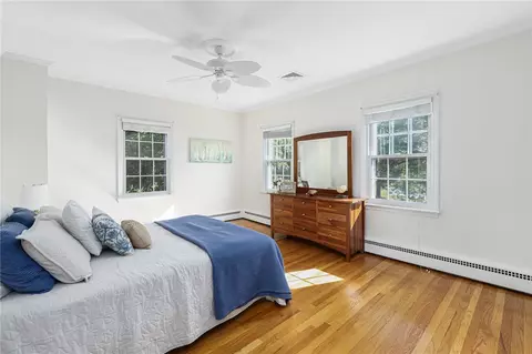 Bedroom - 66 Dory Rd, Warwick, RI 02886 photo 3 of 6