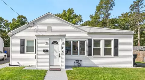4 Orford St, North Providence, RI 02904