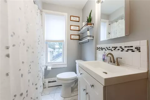 Bath - 315 Bennett St, Woonsocket, RI 02895 photo 1 of 2