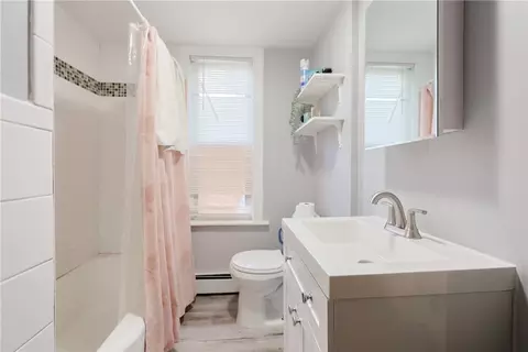 Bath - 315 Bennett St, Woonsocket, RI 02895 photo 2 of 2