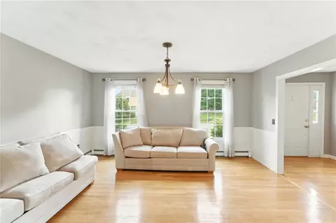 Living - 71 Paddock Dr, Warwick, RI 02886 photo 7 of 11