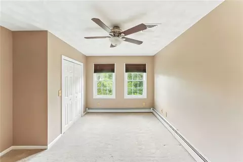 Bedroom - 71 Paddock Dr, Warwick, RI 02886 photo 2 of 8