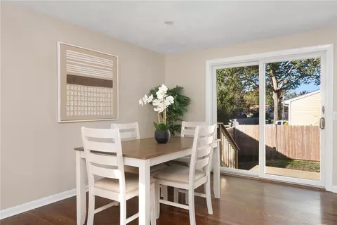 Dining - 95 Kerri Lyn Rd, Warwick, RI 02889 photo 2 of 2