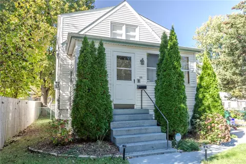 69 Steele Ave, Warwick, RI 02889