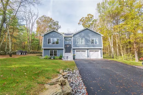 2200 Hill Rd, Pascoag, RI 02859