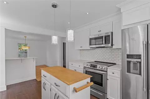 Kitchen - 108 Ivan Ave, East Providence, RI 02915 photo 3 of 3