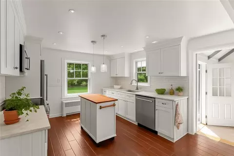 Kitchen - 108 Ivan Ave, East Providence, RI 02915 photo 1 of 3