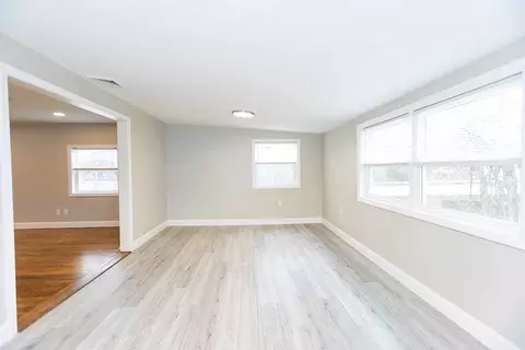 2 Holmes Rd, Coventry, RI 02816 photo 12