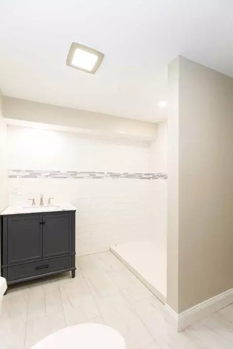 2 Holmes Rd, Coventry, RI 02816 photo 32