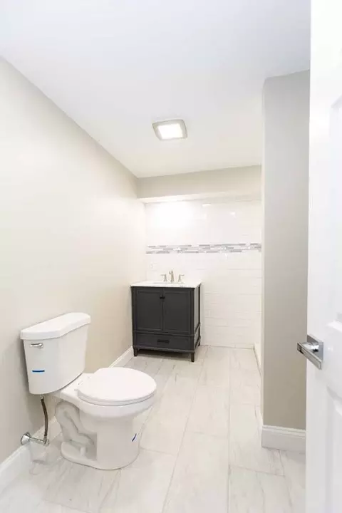 2 Holmes Rd, Coventry, RI 02816 photo 33